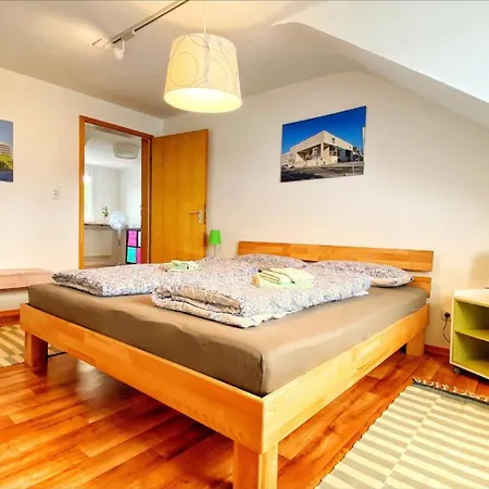 Apartment Hochfeld *